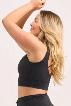 Black Body Contouring - Scoop Neck Comfort Crop Top
