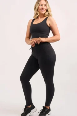 Black Body Contouring - Scoop Neck Comfort Crop Top