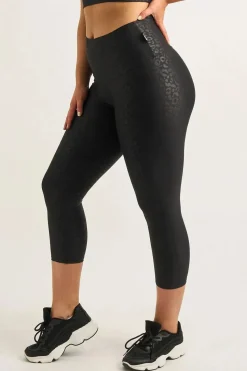 Black Exotic Touch Jag - Double Booty Scrunch High Waisted Capri Leggings