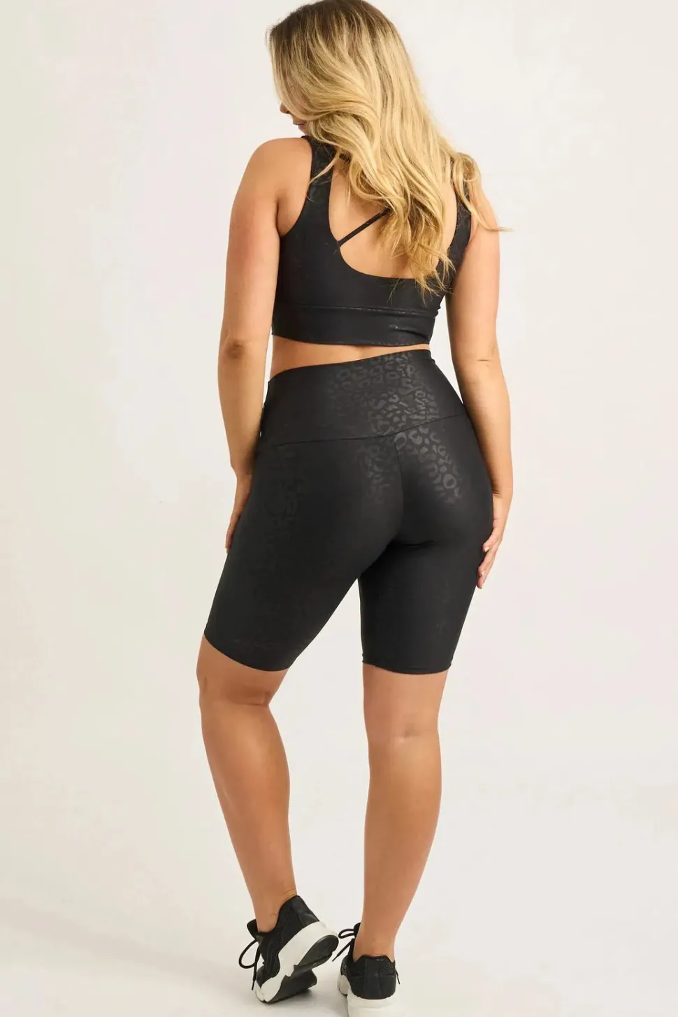 Black Exotic Touch Jag - High Waisted Long Shorts