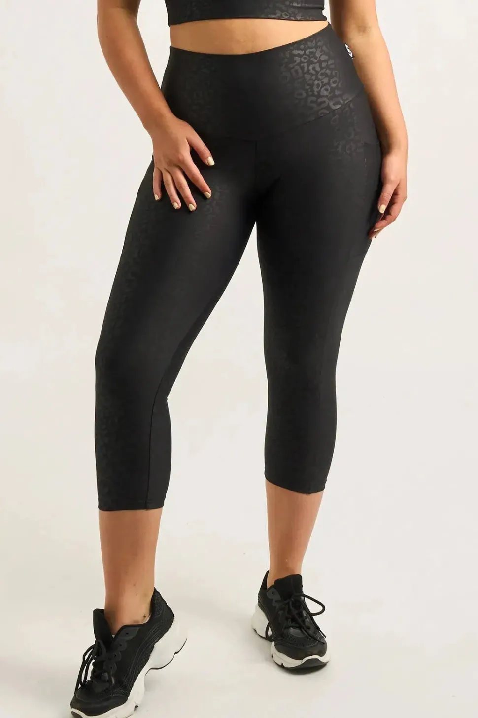 Black Exotic Touch Jag - Panel Pocket High Waisted Capri Leggings