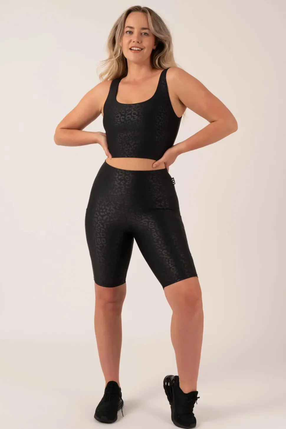 Black Exotic Touch Jag - Scoop Neck Comfort Crop Top