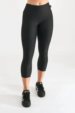 Black Performance - Booty Scrunch High Waisted Capri Leggings