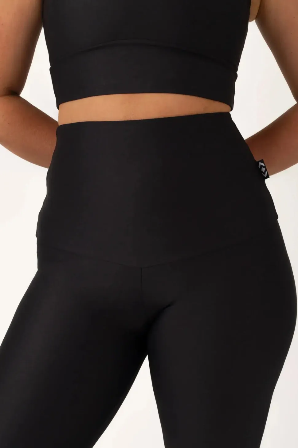 Black Performance - Extra High Waisted Leggings
