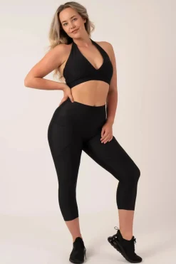 Black Performance - Halter Crop