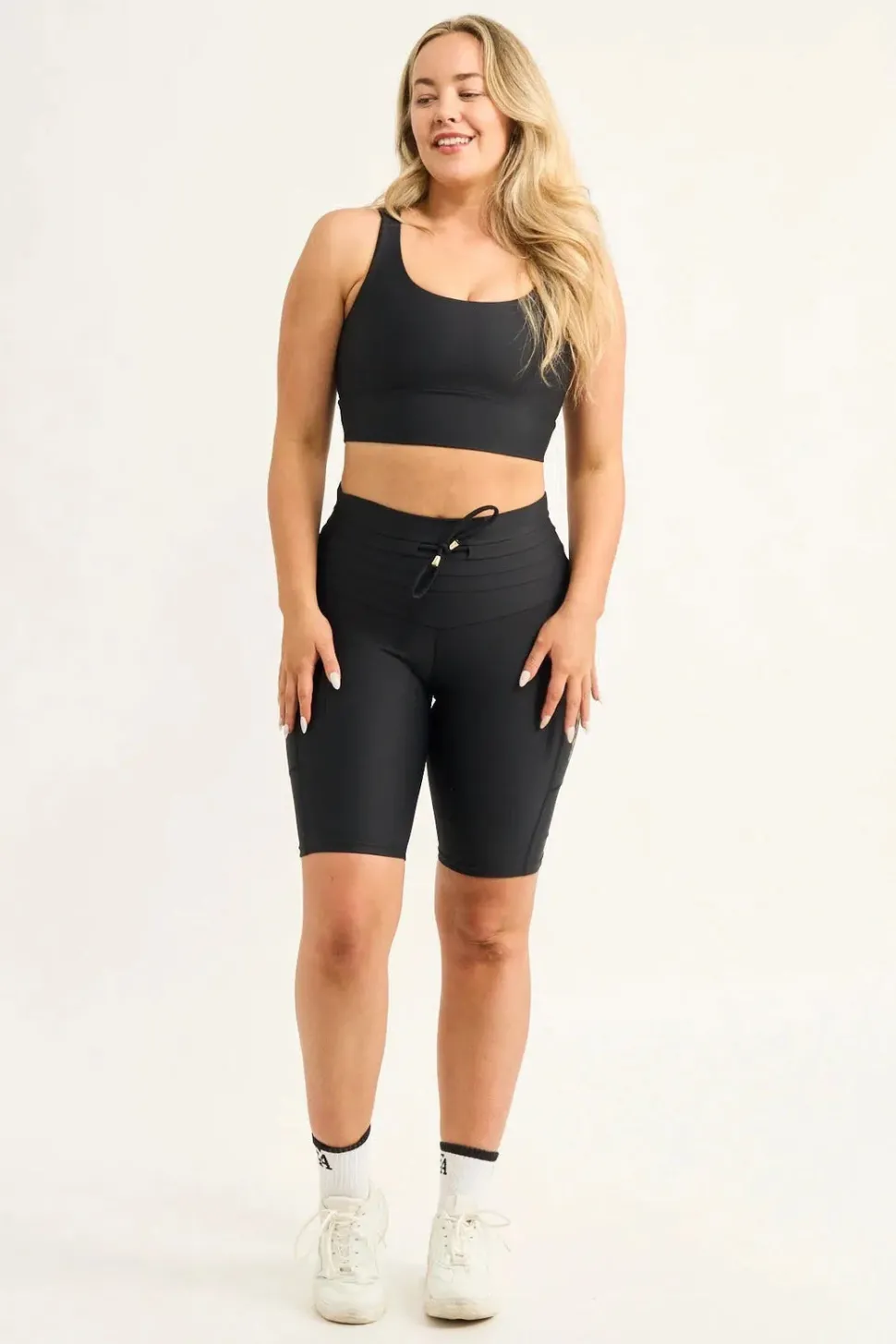 Black Performance - Luxe Scoop Neck Comfort Crop Top