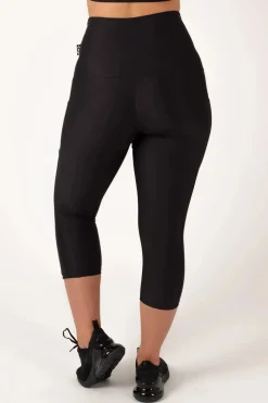 Black Performance - Panel Pocket Extra High Waisted Capri Leggings