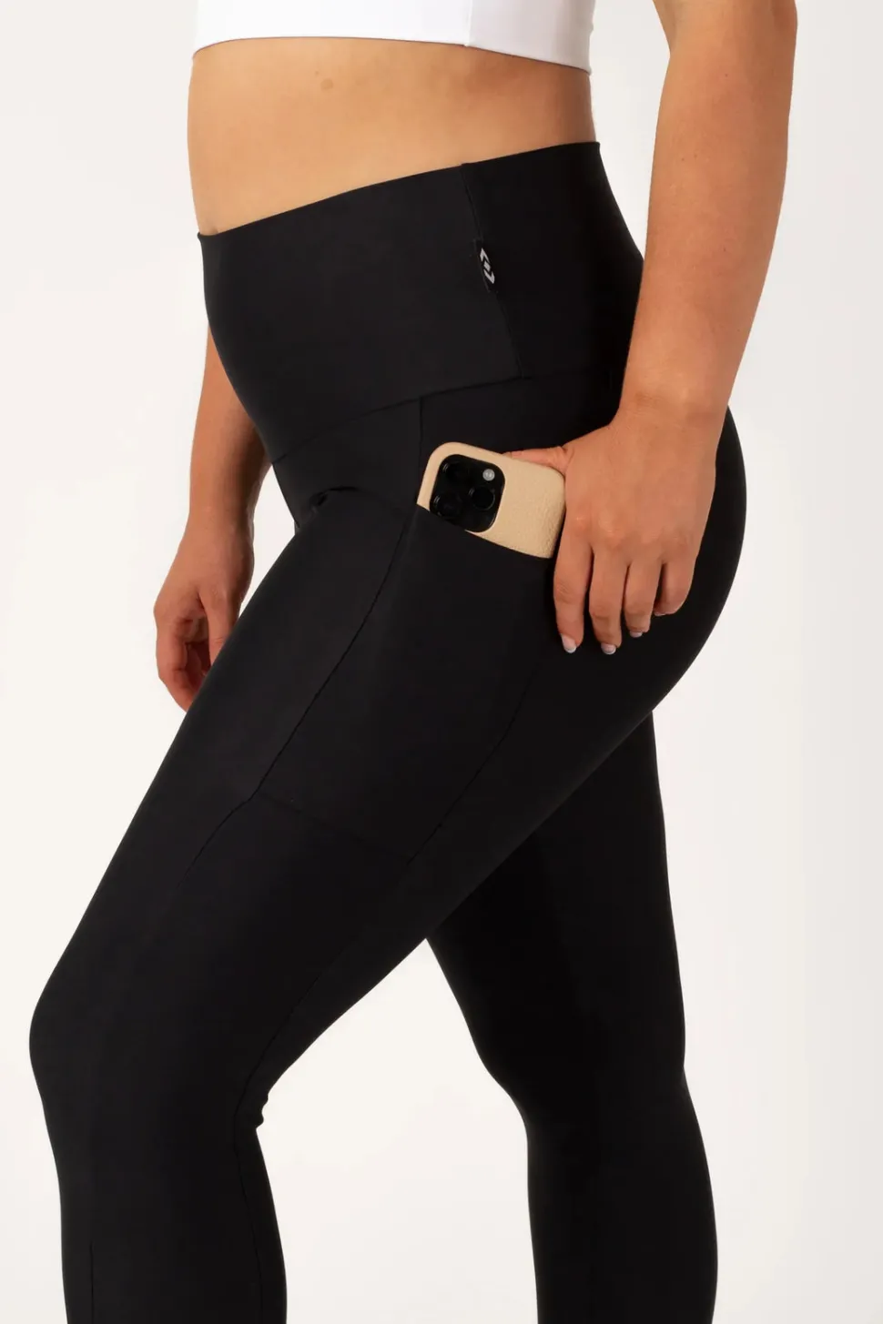 Black Performance - Panel Pocket High Waisted 7/8 Leggings