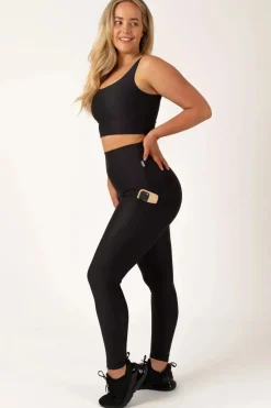 Black Performance - Panel Pocket Extra High Waisted Leggings