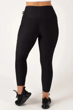 Black Performance - Panel Pocket High Waisted 7/8 Leggings