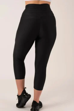 Black Performance - Pocket Booty Shaper Drawstring Capri Leggings