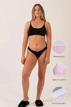 Black Rib Seam Free - Strappy Bralette