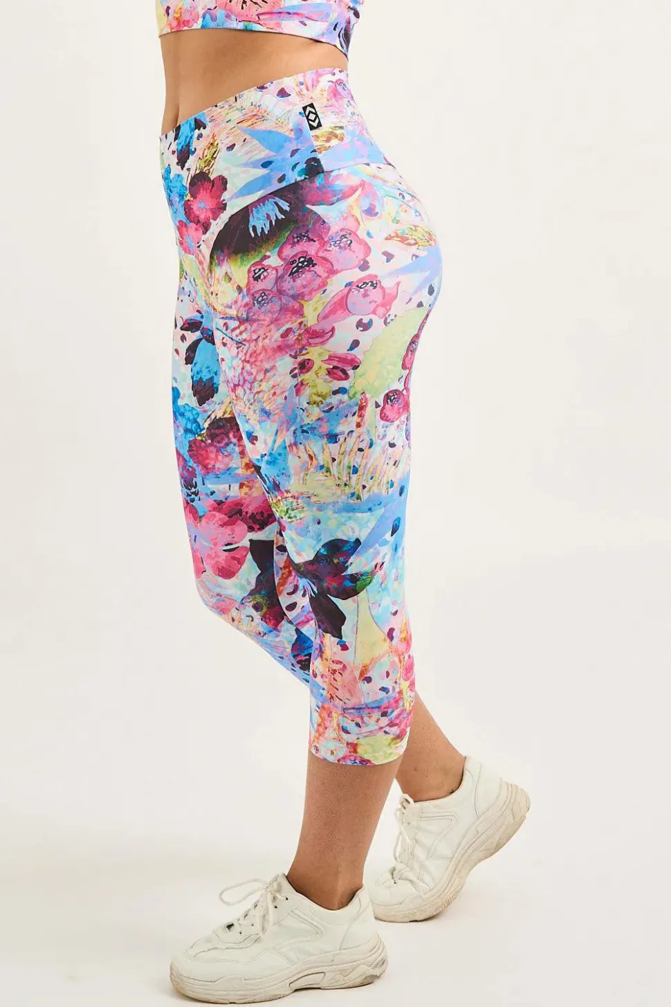 Blessings Performance - High Waisted Capri Leggings