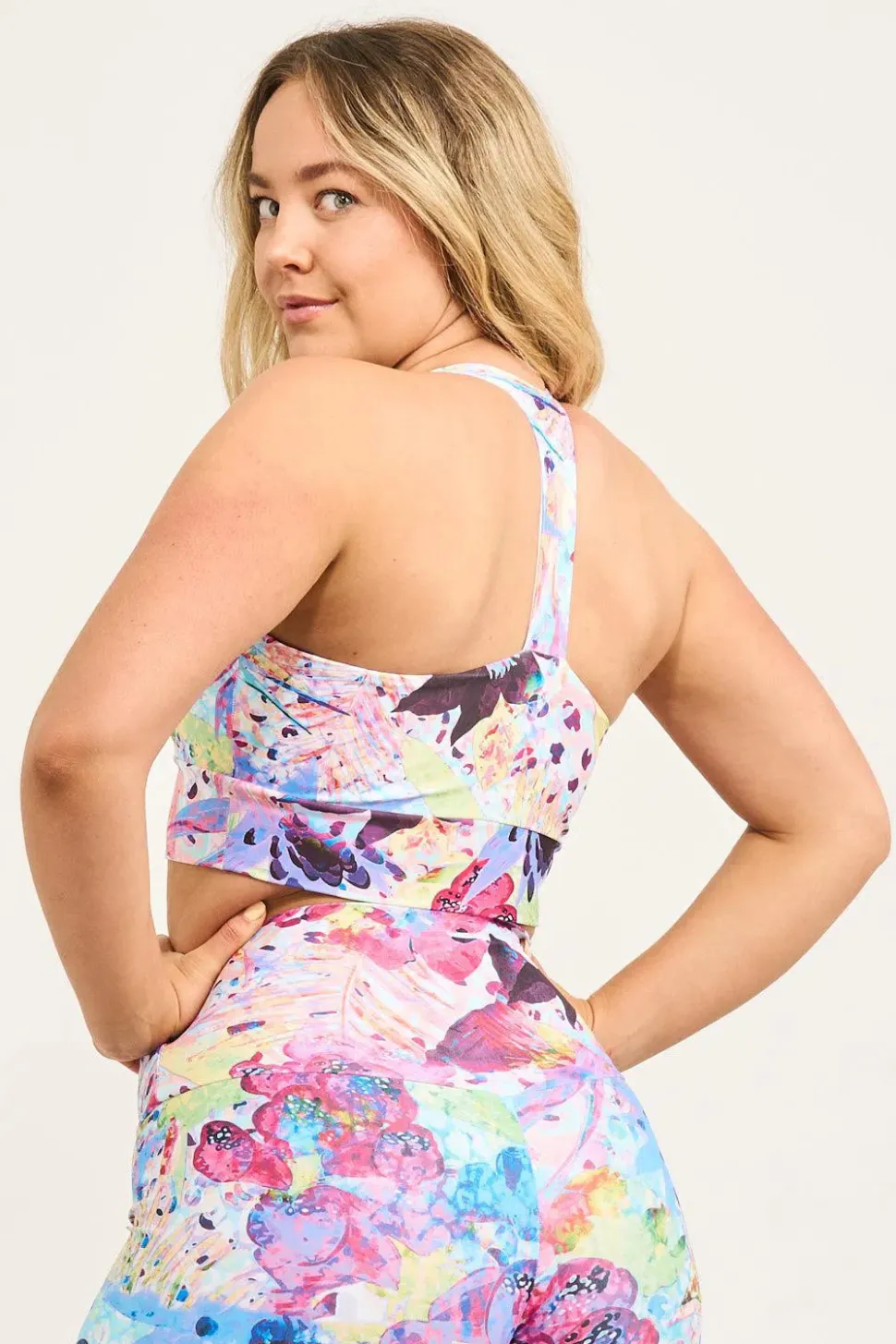 Blessings Performance - T Back Comfort Crop Top