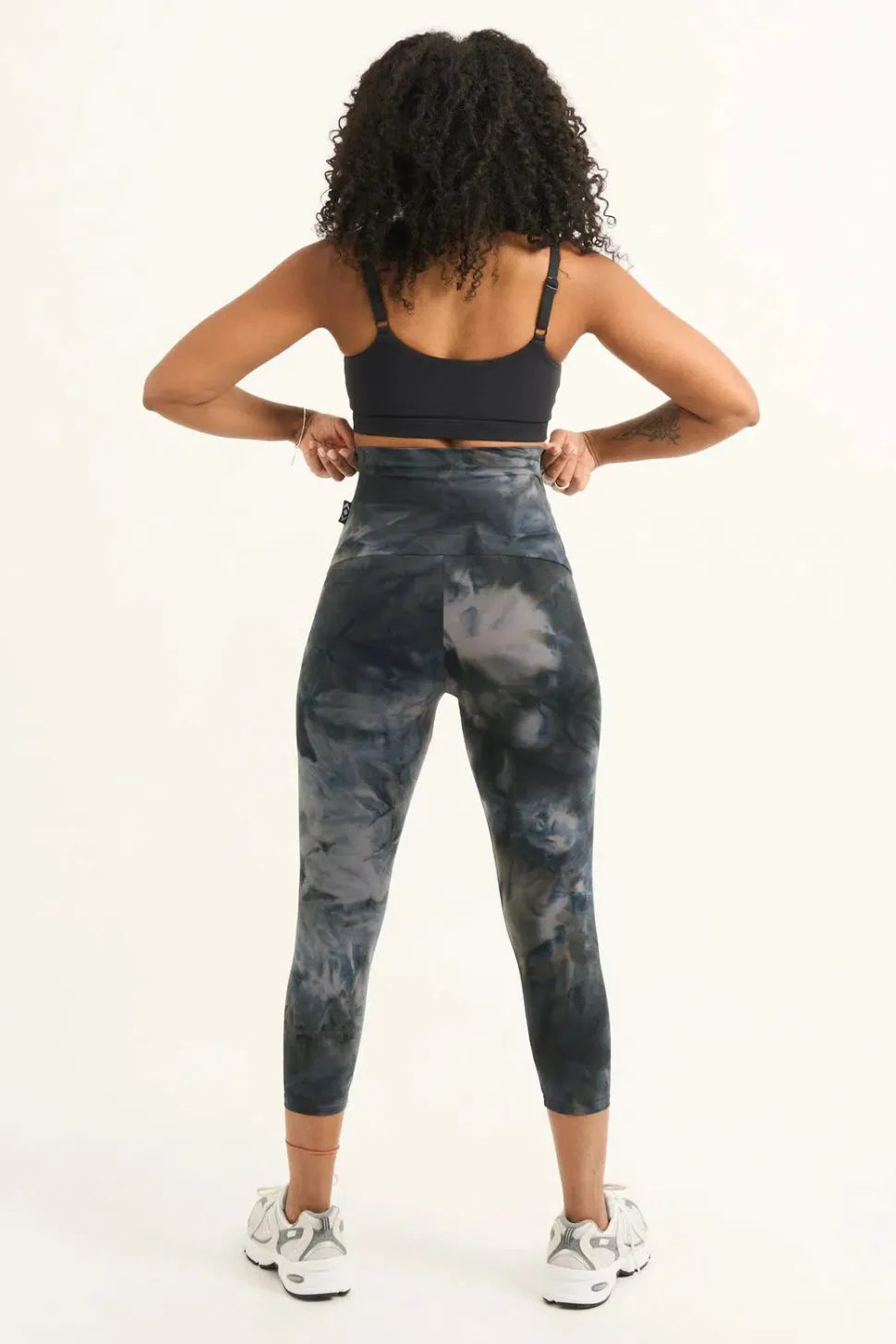 Dark and Moody Tie Dye Body Contouring - Extra High Waisted Capri Leggings