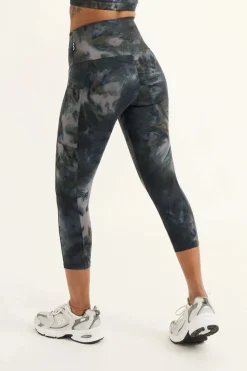 Dark and Moody Tie Dye Body Contouring - Panel Pocket High Waisted Capri Leggings