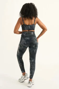 Dark and Moody Tie Dye Body Contouring - Panel Pocket High Waisted 7/8 Leggings