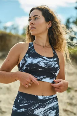 Destruction Performance - T Back Comfort Crop Top