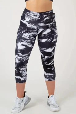 Destruction Performance - High Waisted Capri Leggings