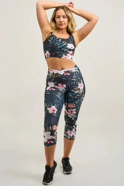 Exotic At Heart Performance - Panel Pocket High Waisted Capri Leggings