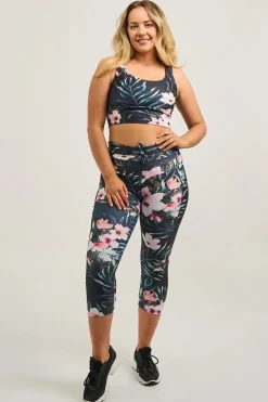 Exotic At Heart Performance - Panel Pocket Drawstring Capri Leggings