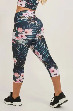 Exotic At Heart Performance - Booty Scrunch High Waisted Capri Leggings