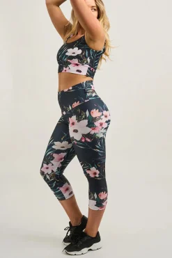 Exotic At Heart Performance - Booty Scrunch High Waisted Capri Leggings