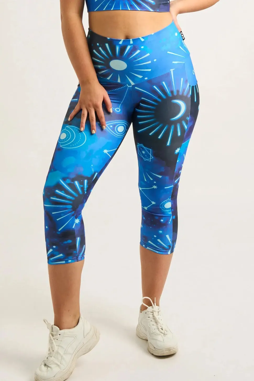 Imagine Nation Performance - Panel Pocket High Waisted Capri Leggings