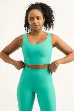 Jade Performance - Scoop Neck Comfort Crop Top