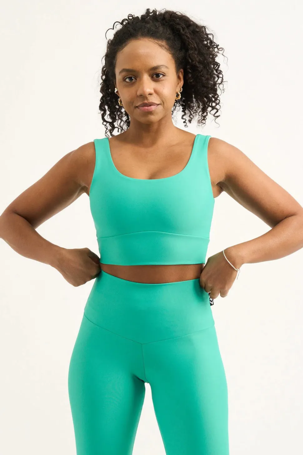 Jade Performance - Scoop Neck Comfort Crop Top