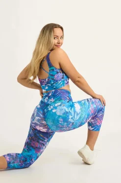 Mermaid Mafia Performance - Booty Scrunch High Waisted Capri Leggings
