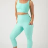 Mint Performance - Panel Pocket Extra High Waisted Capri Leggings