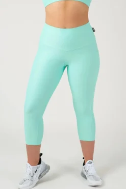 Mint Performance - Panel Pocket High Waisted Capri Leggings