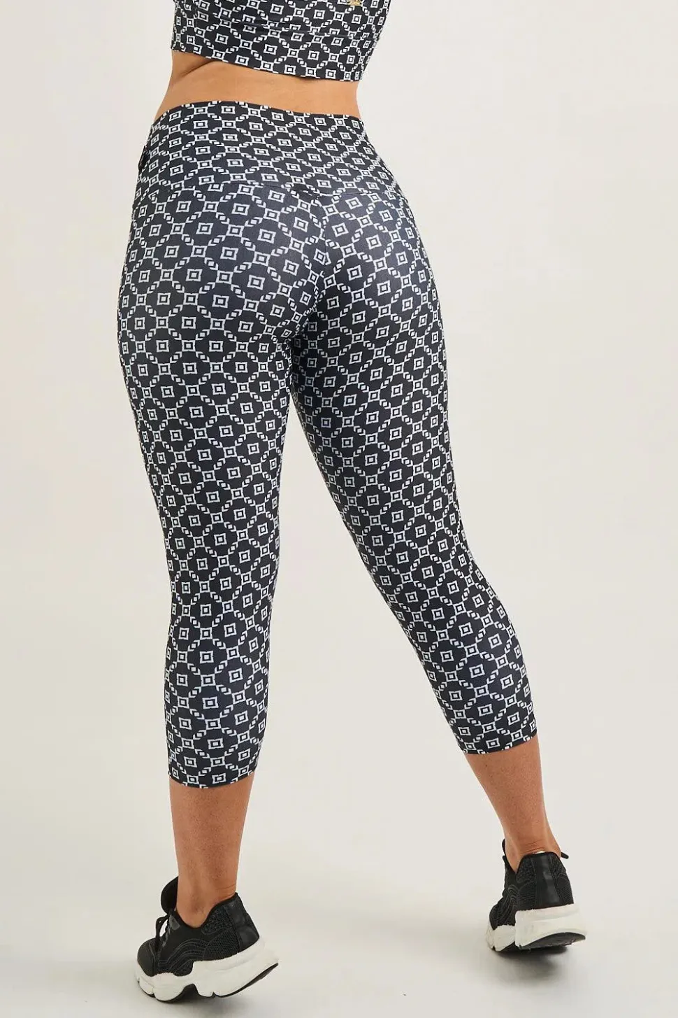 Monogram Black Performance - Luxe High Waisted Capri Leggings