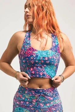 Plant One On Me Performance - T Back Comfort Crop Top