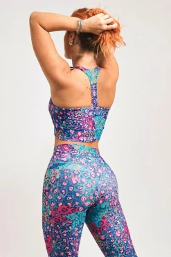 Plant One On Me Performance - T Back Comfort Crop Top