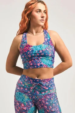 Plant One On Me Performance - T Back Comfort Crop Top