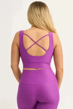 Purple Performance - Scoop Neck Comfort Crop Top