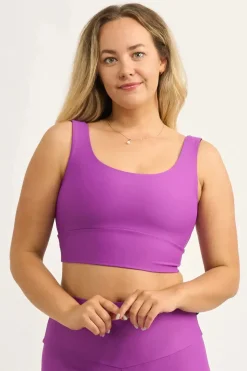 Purple Performance - Scoop Neck Comfort Crop Top