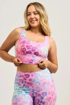Rainbow Jag Performance - Scoop Neck Comfort Crop Top
