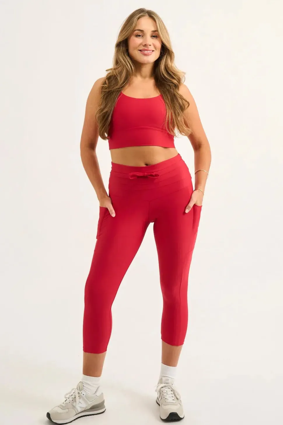 Red Performance - Panel Pocket Drawstring Capri Leggings