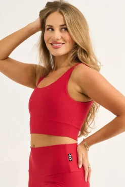 Red Performance - Scoop Neck Comfort Crop Top