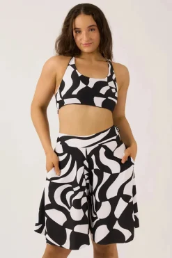 Silky Palazzo Short With Pocket - Black Geo Waves