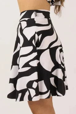 Silky Palazzo Short With Pocket - Black Geo Waves