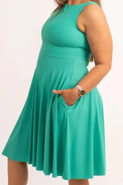 Silky Reversible Comfort Crop Midi Dress W/ Pockets - Jade