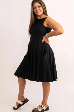 Silky Reversible Comfort Crop Midi Dress W/ Pockets - Black