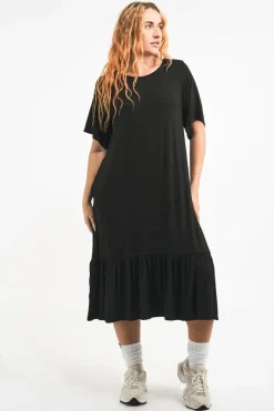 Slinky To Touch Lazy Girl Ruffle Dress - Black