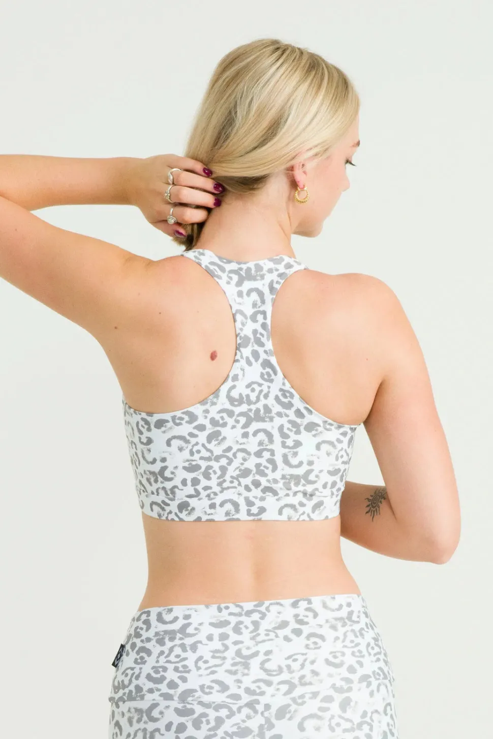 Snow Jag Performance - Deep V Crop