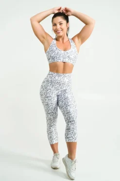 Snow Jag Performance - High Waisted Capri Leggings