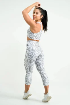Snow Jag Performance - High Waisted Capri Leggings